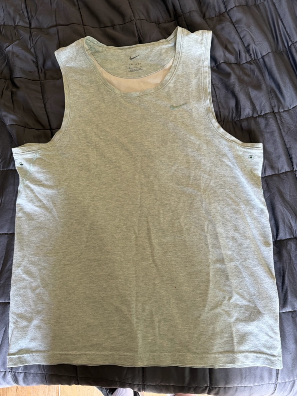 Nike Men’s Light Gray Athletic Tank Top with Swoosh